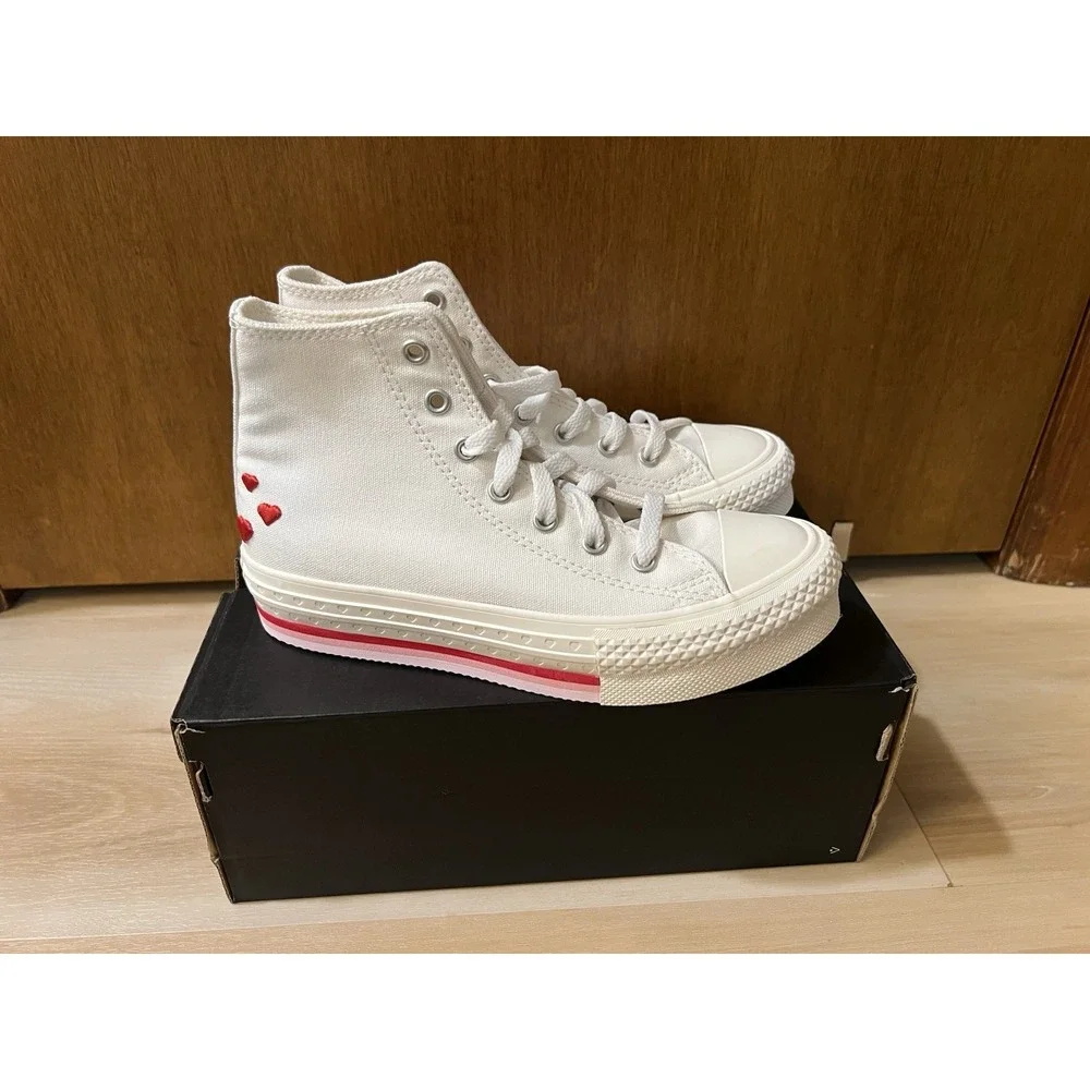Converse A10717C‎ Valentine's Day Unisex Sneakers In White Red Youth 3